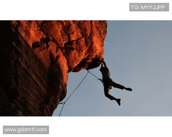 西安攀岩队的团队协作探索与实践:攀登高峰的精神与力量 西安攀岩队的团队协作探索与实践:攀登高峰的精神与力量