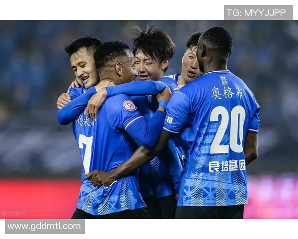 武汉篮球队团队协作的成功之道与战术分析探讨