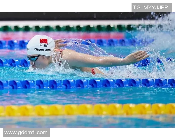 蝶泳技术提升训练方法与技巧解析 助力游泳爱好者突破瓶颈提升成绩